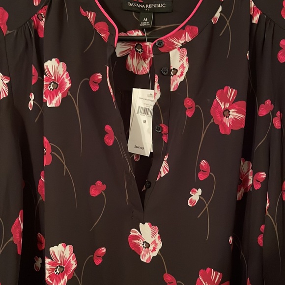 BANANA REPUBLIC. RED POPPY BLOUSE. SIZE M - Picture 4 of 4